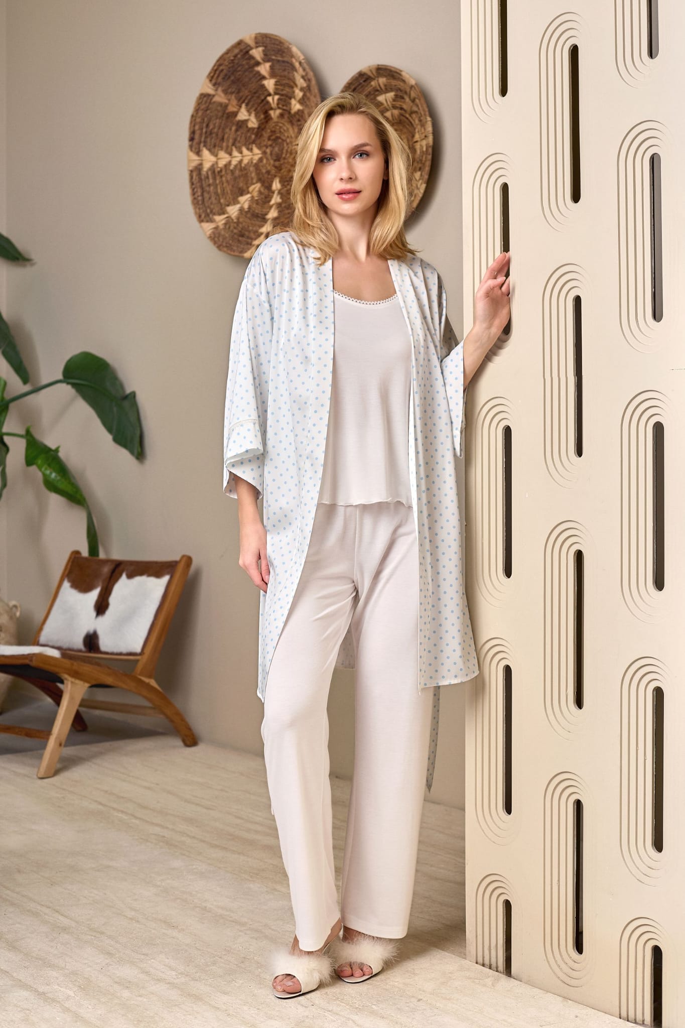 Yeni Sezon Kadın Mavi Puantiyeli Askılı Yazlık Özel Tasarım Sabahlık Pijama Takımı 1112