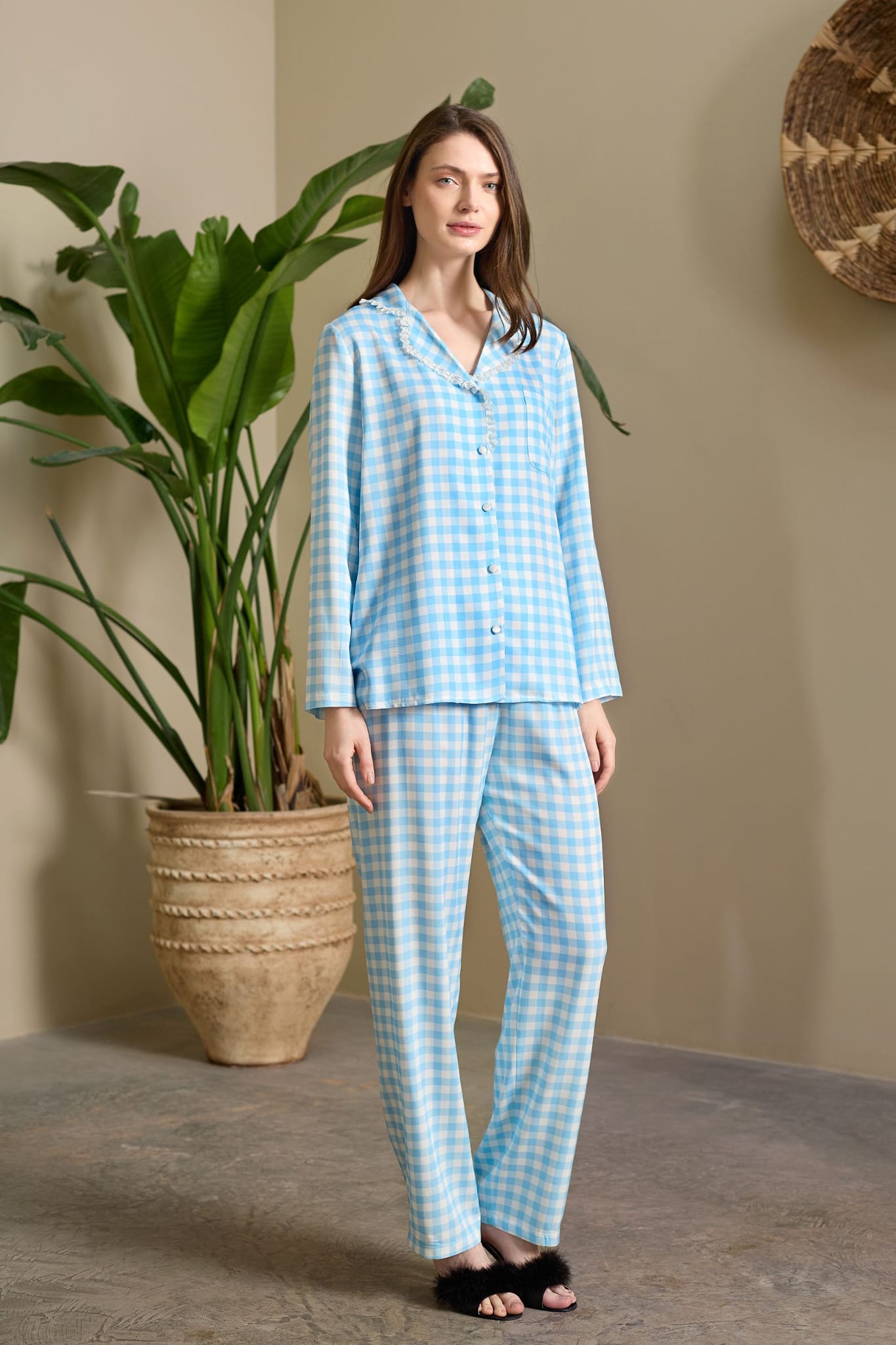 Yeni Sezon Kadın Mavi Ekoseli Önden Düğmeli Özel Tasarım Pijama Takımı 1138