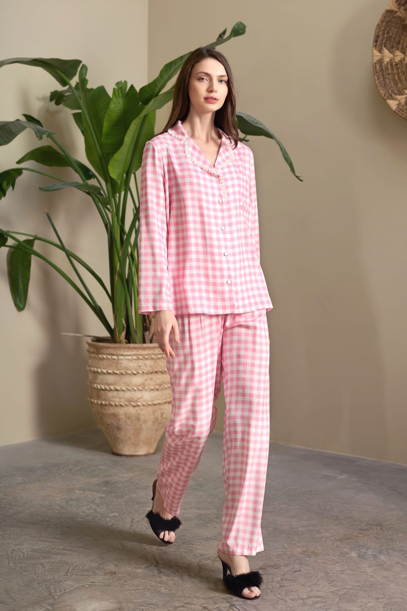Yeni Sezon Kadın Pembe Ekoseli Önden Düğmeli Özel Tasarım Pijama Takımı 1138