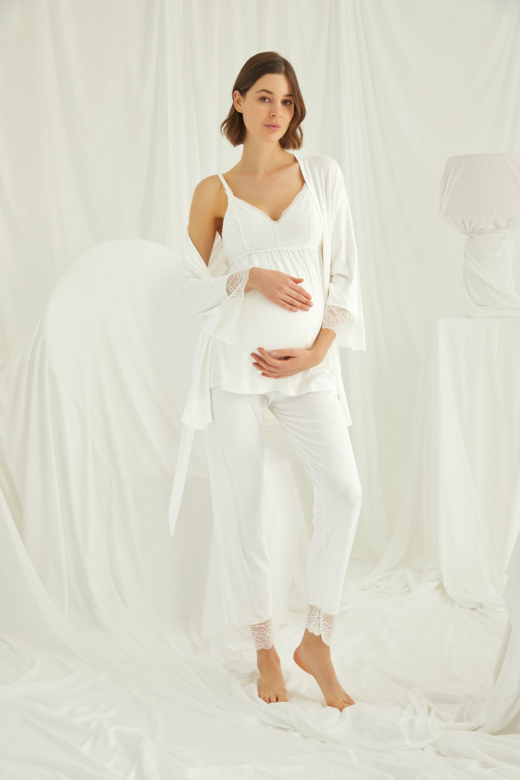 Yeni Sezon Ekru Dantel Detaylı Askılı Özel Tasarım Yazlık Hamile Lohusa Sabahlıklı Pijama Takımı Seti 18433