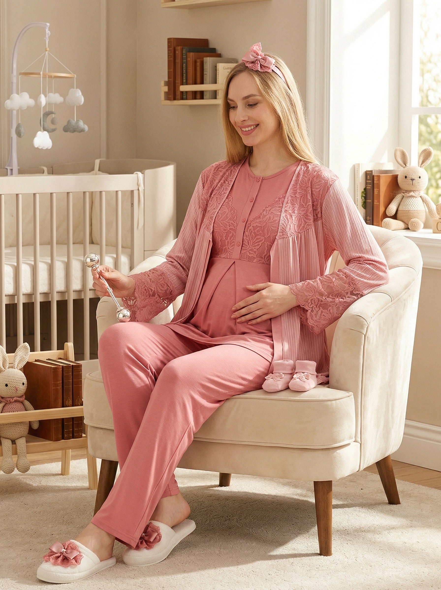Yeni Sezon Narçiçeği Yazlık Dantelli Hamile Lohusa Sabahlıklı Pijama Takımı Seti - 3472