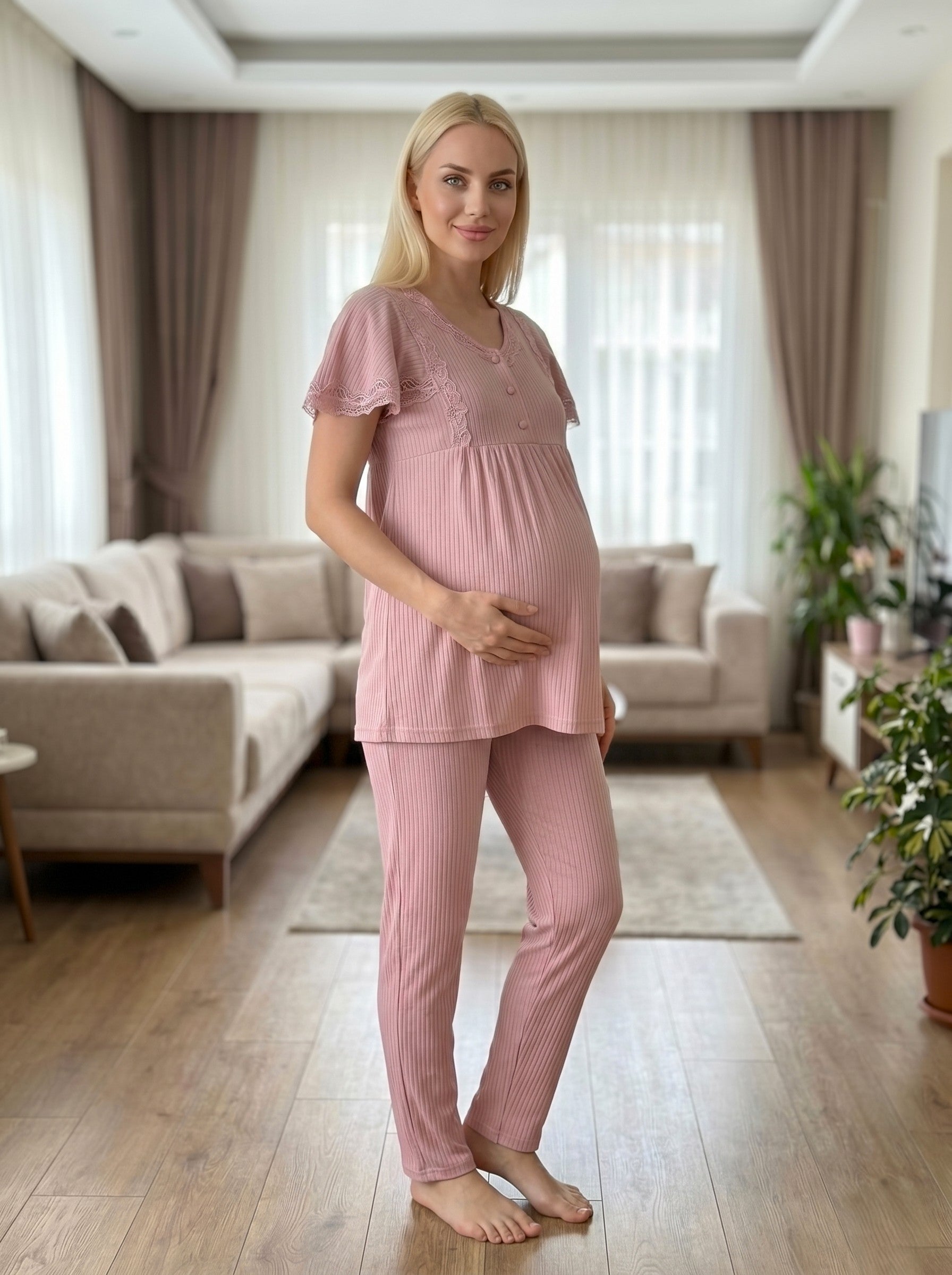 Yeni Sezon Pudra Yazlık Şık Dantel İşlemeli Tasarım Düğme Detaylı Kısa Kollu Hamile Lohusa Pijama Takımı 6230