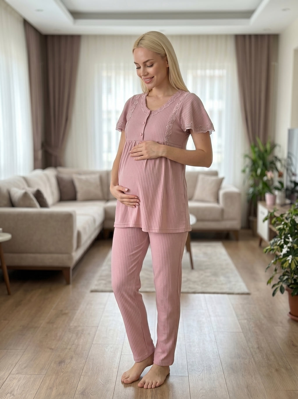 Yeni Sezon Pudra Yazlık Şık Dantel İşlemeli Tasarım Düğme Detaylı Kısa Kollu Hamile Lohusa Pijama Takımı 6230
