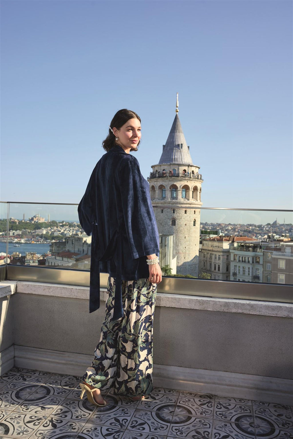 Kadın Lacivert Yaprak Desenli Dantel Detaylı 3 Parça Pijama Takımı - 24143