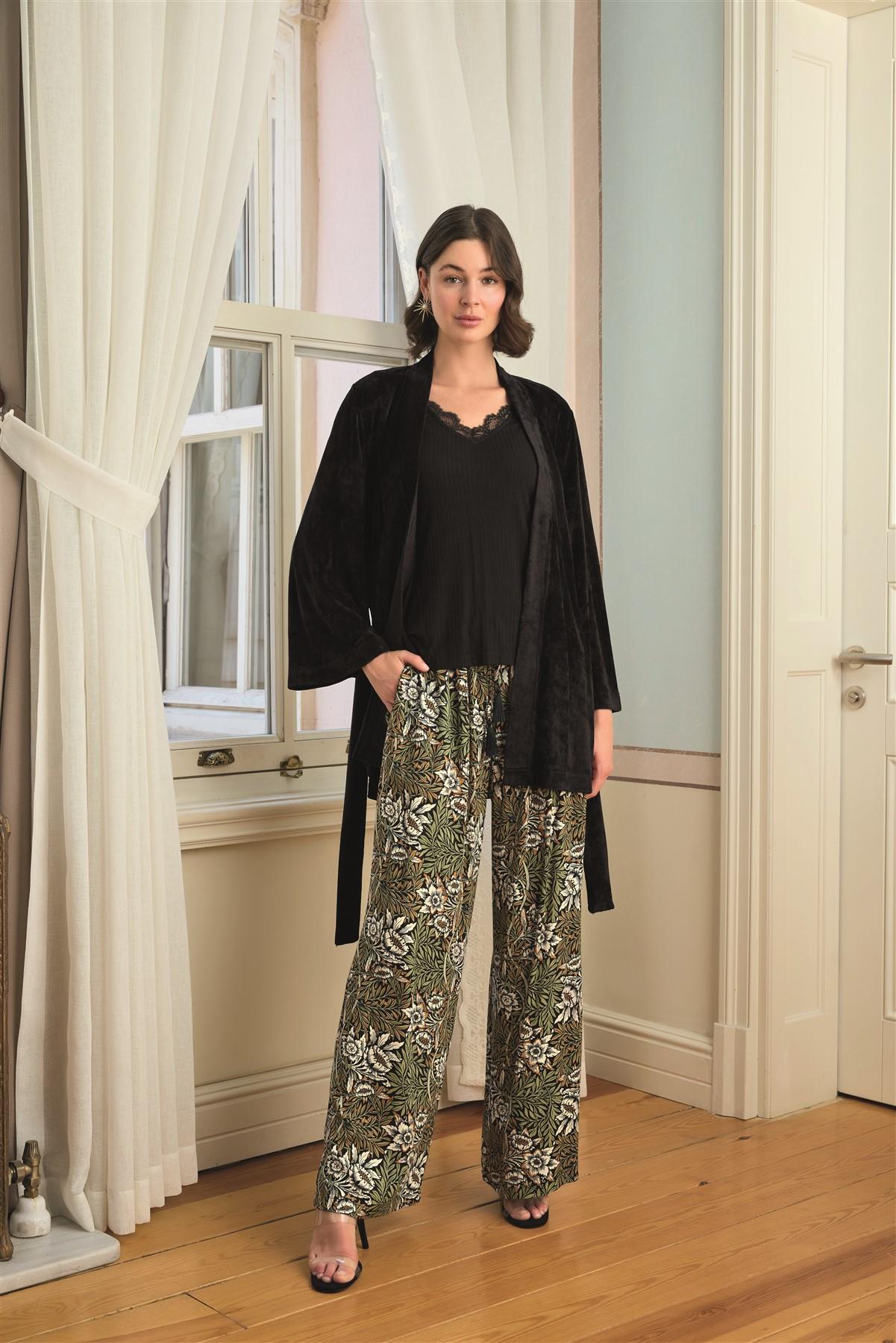 Kadın Siyah Yaprak Desenli Dantel Detaylı 3 Parça Pijama Takımı - 24148