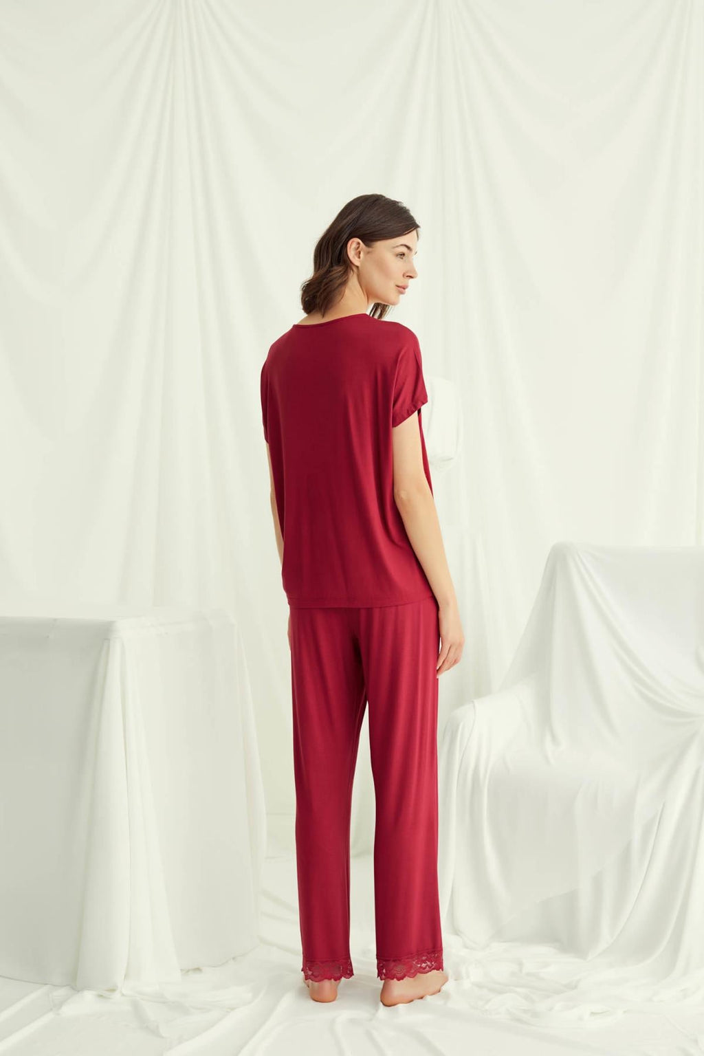 Yeni Sezon Kadın Kırmızı Dantel Detaylı Özel Tasarım Pijama Takımı - 18495