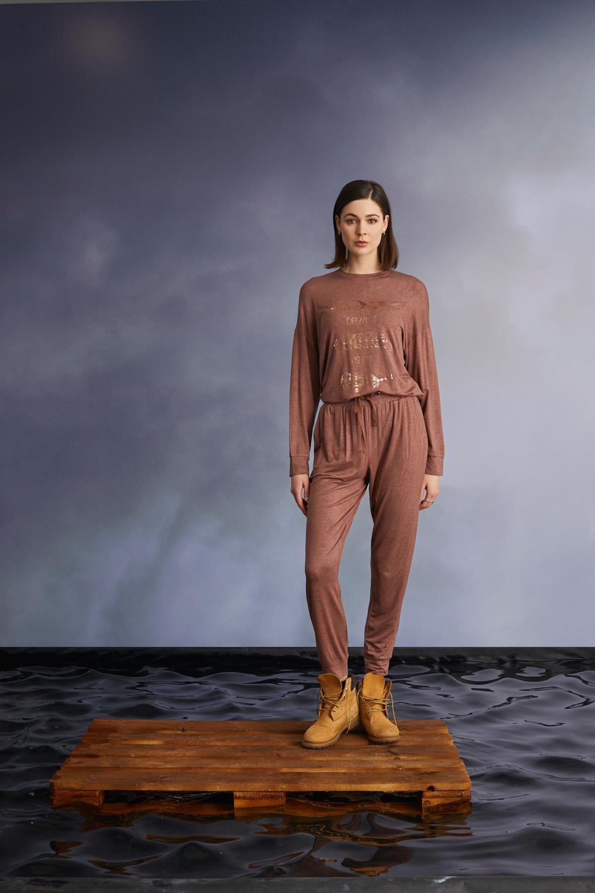 Yeni Sezon Kadın Tarçın Çiçek Baskılı Özel Tasarım Pijama Takımı - 22113